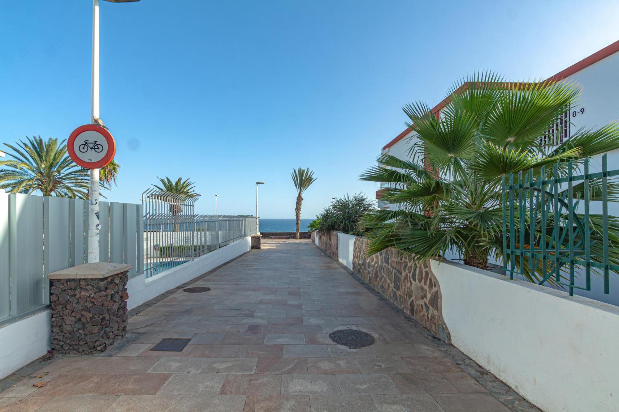 Apartamento Con Terraza Y Piscina En Playa Del Ing Playa del Ingles  Exterior photo